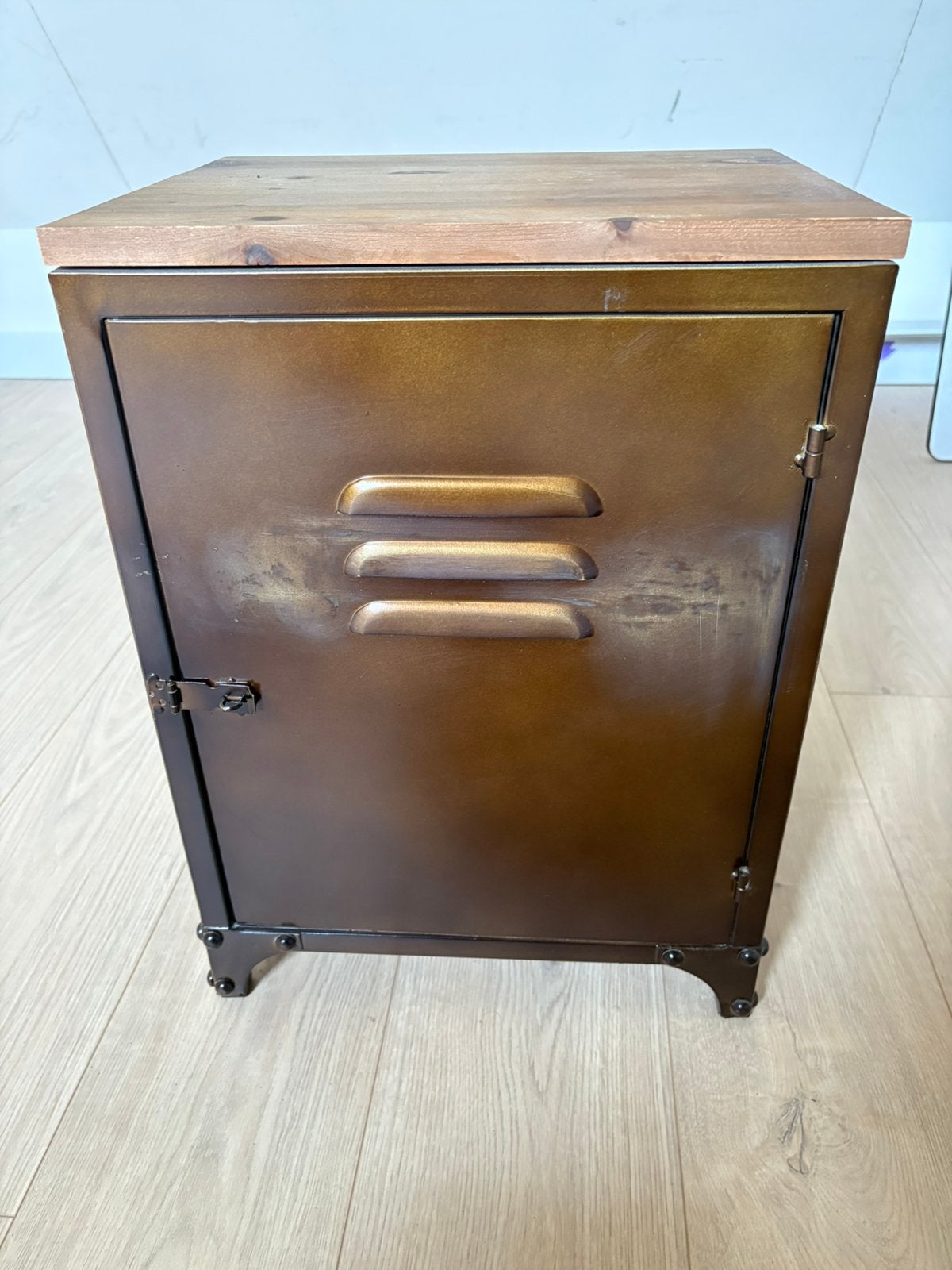 Nachtkastje, Huis en Inrichting, Ophalen, Gebruikt, Minder dan 45 cm, Minder dan 55 cm