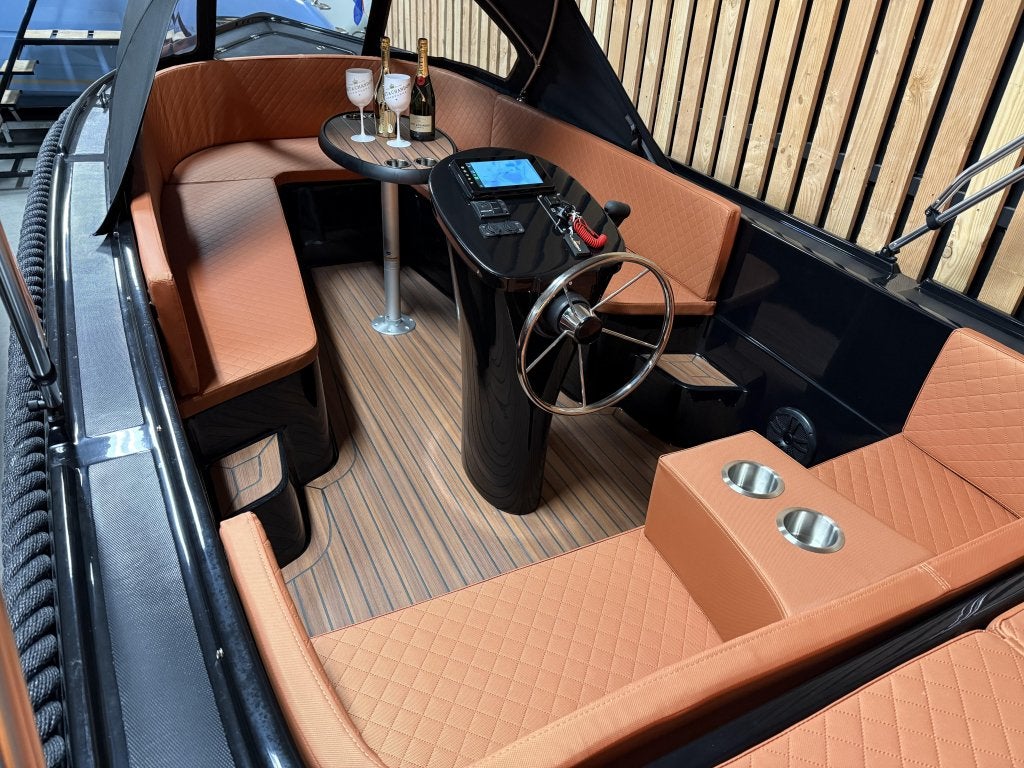Nieuwe MAASSLOEP 590 Tender DELUXE 20PK HONDA 'AppleCarplay', Watersport en Boten, Tender, 6 m, 2 m, Zonnedek
