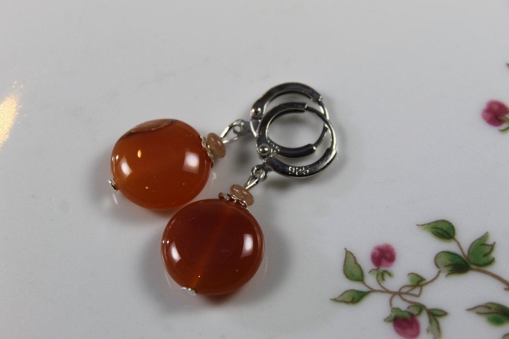 Carneool Oorbellen - Platte Stenen 17mm, Hangers, Nieuw, Oranje, Ophalen of Verzenden