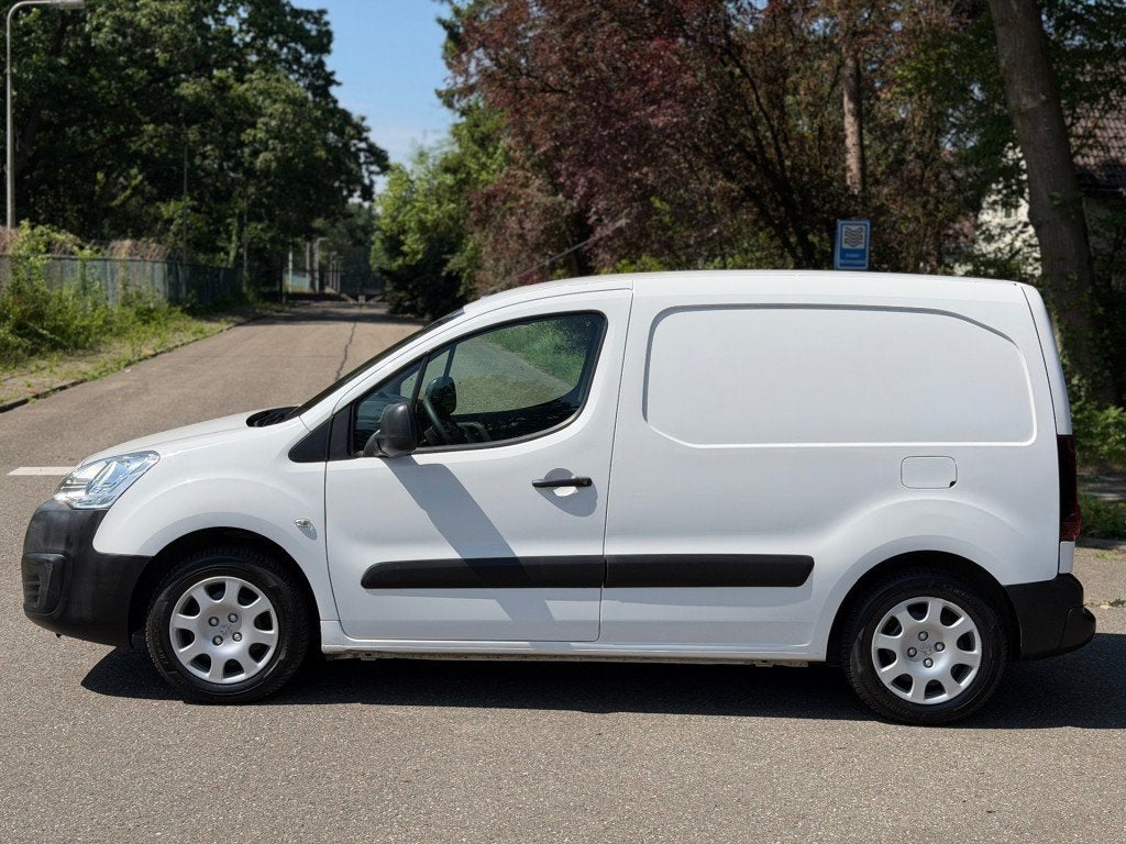 Peugeot PARTNER 120 1.6 BLUEHDI - Okt. 2018- Bott ingericht, Bedrijf, 1560 cc, Te koop, Parkeersensor