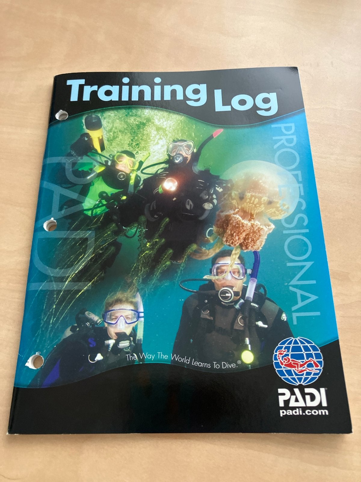 PADI Professional Training Logboek Duiken, Watersport en Boten, Duiken, Ophalen of Verzenden, Zo goed als nieuw, Overige typen