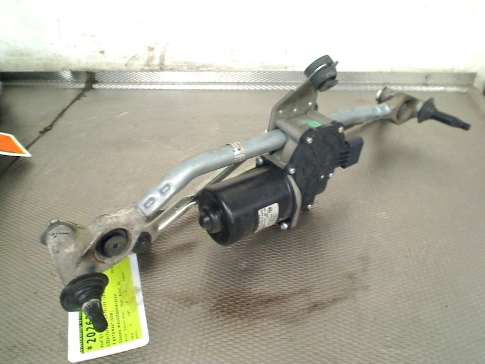 Ruitenwisser Mech + Motor Audi Q2 (GAB/GAG) 2019 81b955119, Gebruikt, Auto-Union-Straße  1, Ingolstadt 85057, , Duitsland, Info@audi.de
