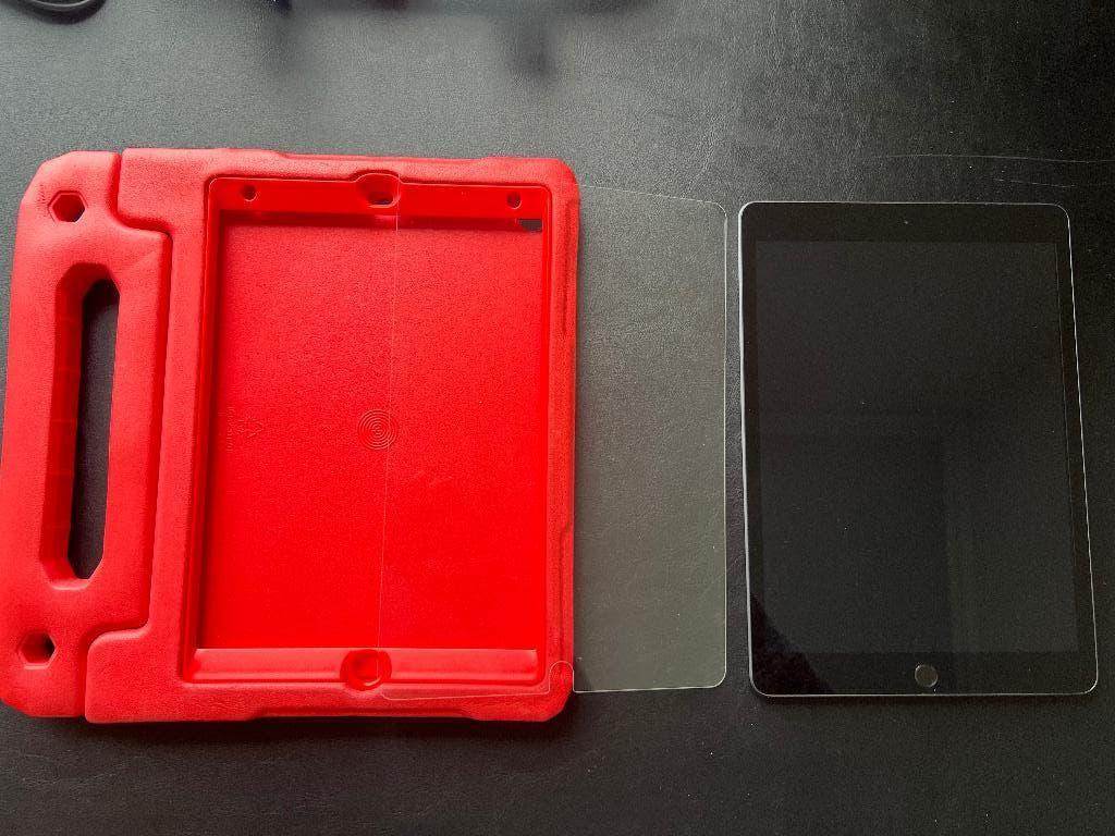 Apple iPad 7 (2019) 32 GB inklusief hoesje, 10 inch, Gebruikt, 32 GB, Apple iPad