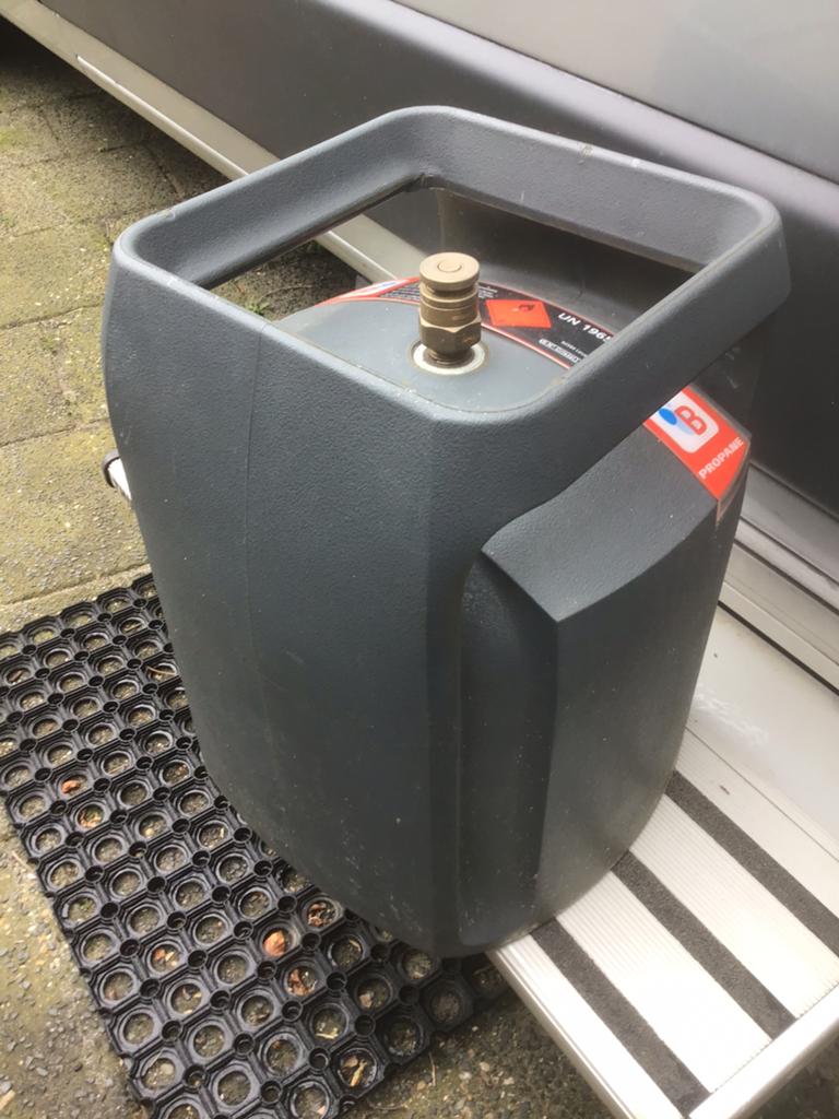 Gasfles 5 kg helemaal vol ( Franse fles ), Ophalen, Zo goed als nieuw