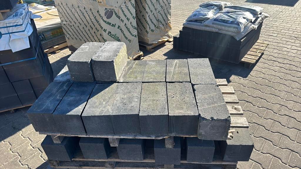 Stapelblokken 15x15x30cm overjarige partij, Tuin en Terras, Overige typen, Nieuw, Ophalen of Verzenden, Minder dan 5 m²