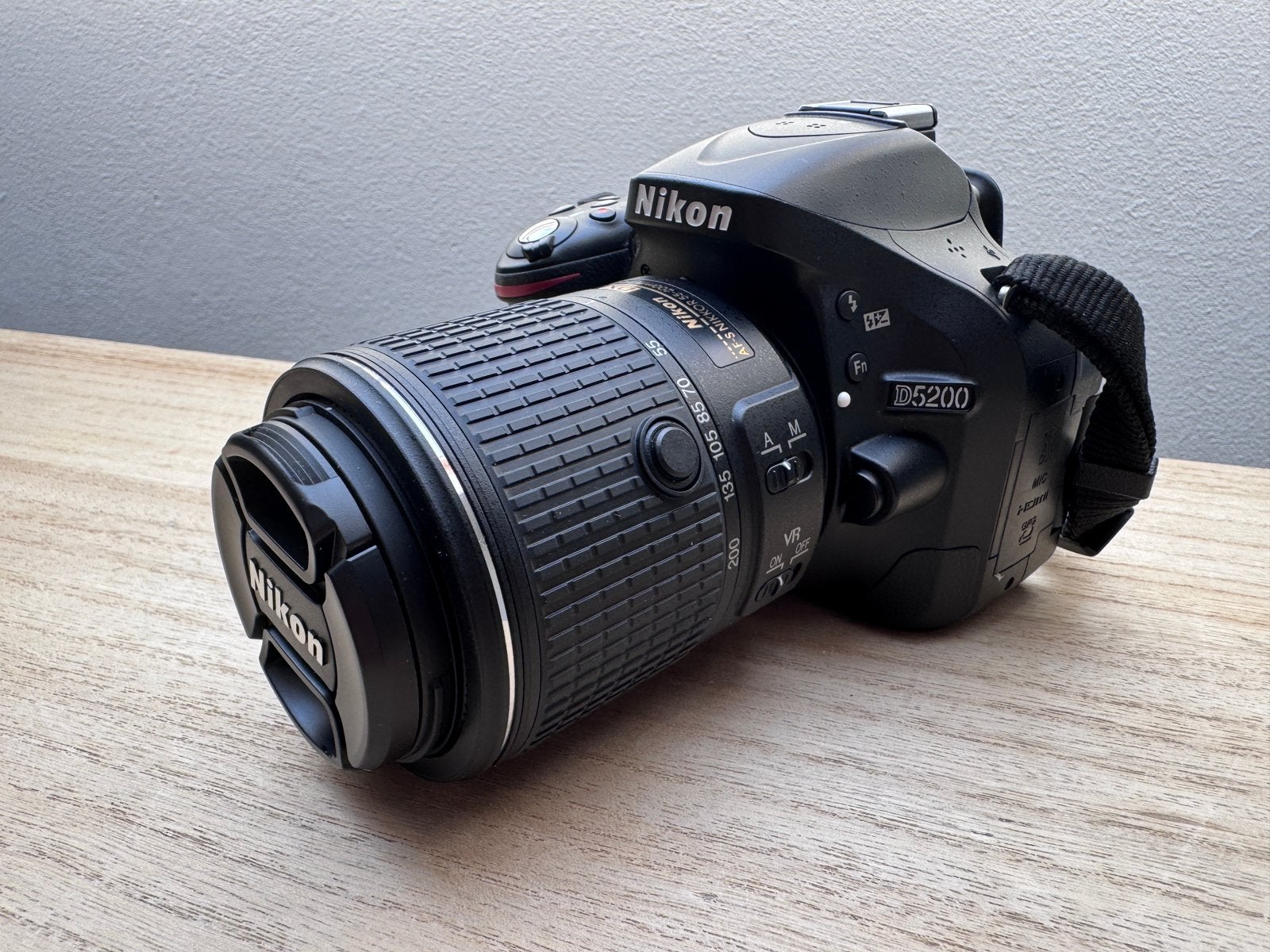 Nikon spiegelreflex camera in nieuwstaat met 2 lenzen, Ophalen of Verzenden, Zo goed als nieuw, Spiegelreflex, Nikon