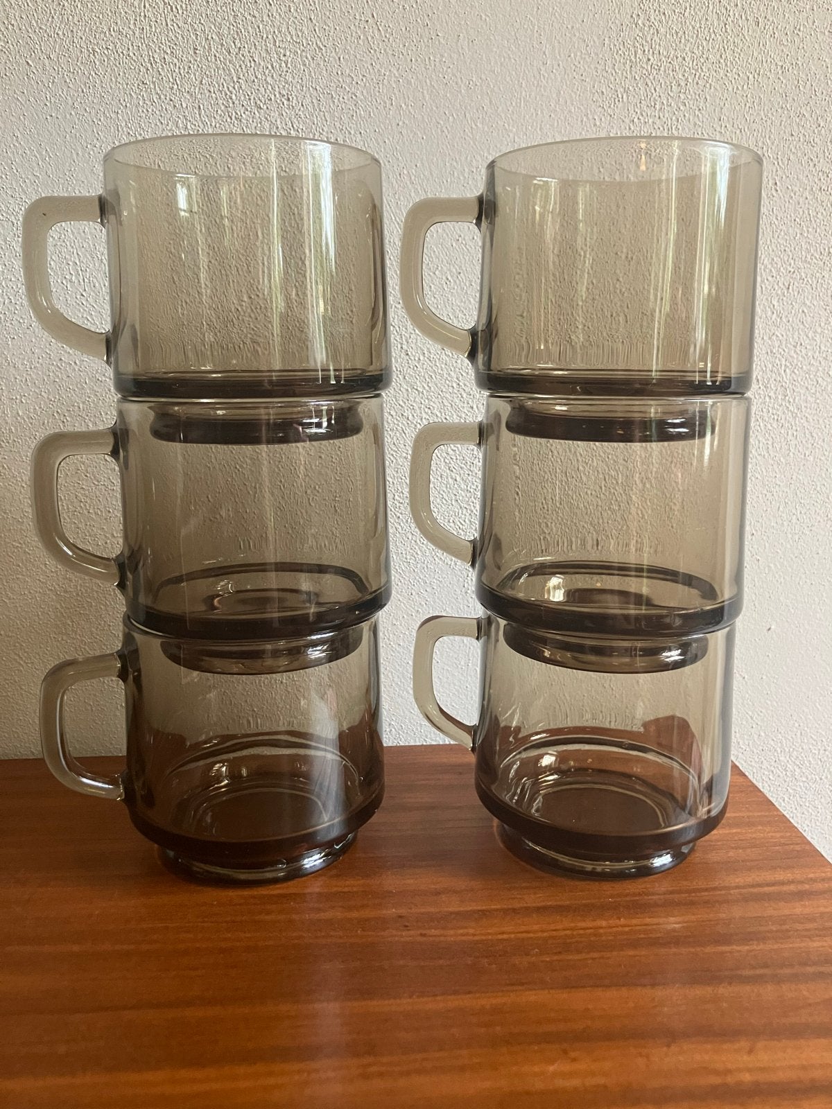 Set van 6 vintage Moccona mokken rookglas, Huis en Inrichting, Overige merken, Vintage, Mok, Ophalen of Verzenden