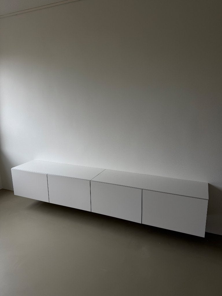 IKEA BESTÅ Floating TV Unit – White – 180 cm, Ophalen, Overige materialen, Gebruikt, 150 tot 200 cm