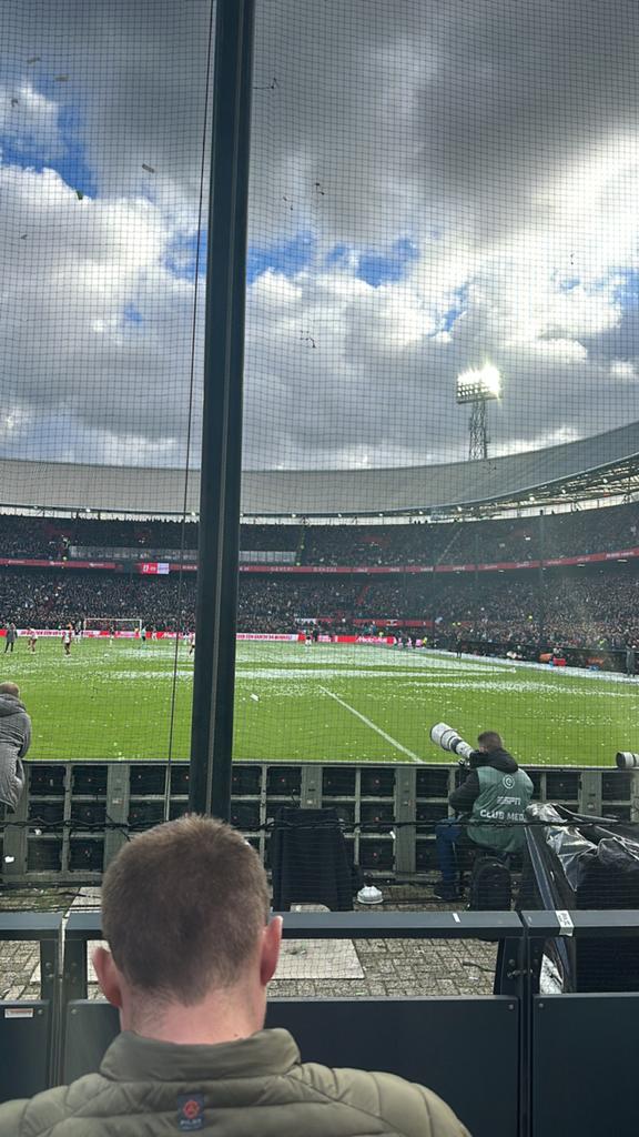 Gezocht: Feyenoord Seizoenskaart ter overname, Gele Zijde, Tickets en Kaartjes, Sport | Voetbal