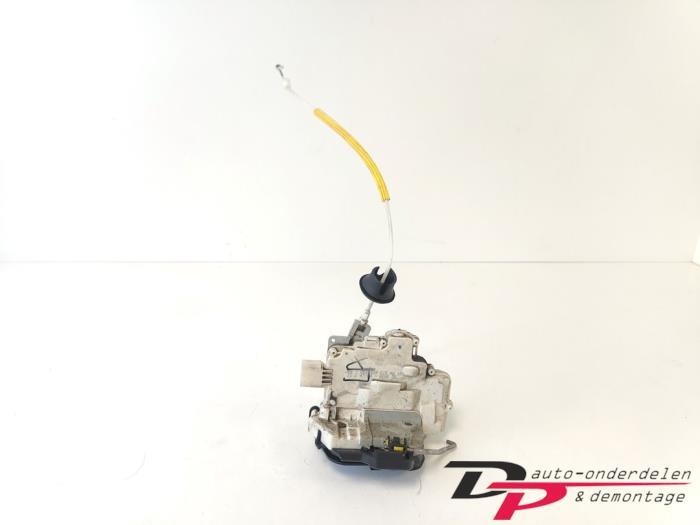 Deurslot Mechaniek 4Deurs links-achter van een Audi A4, Gebruikt, -, -, -
