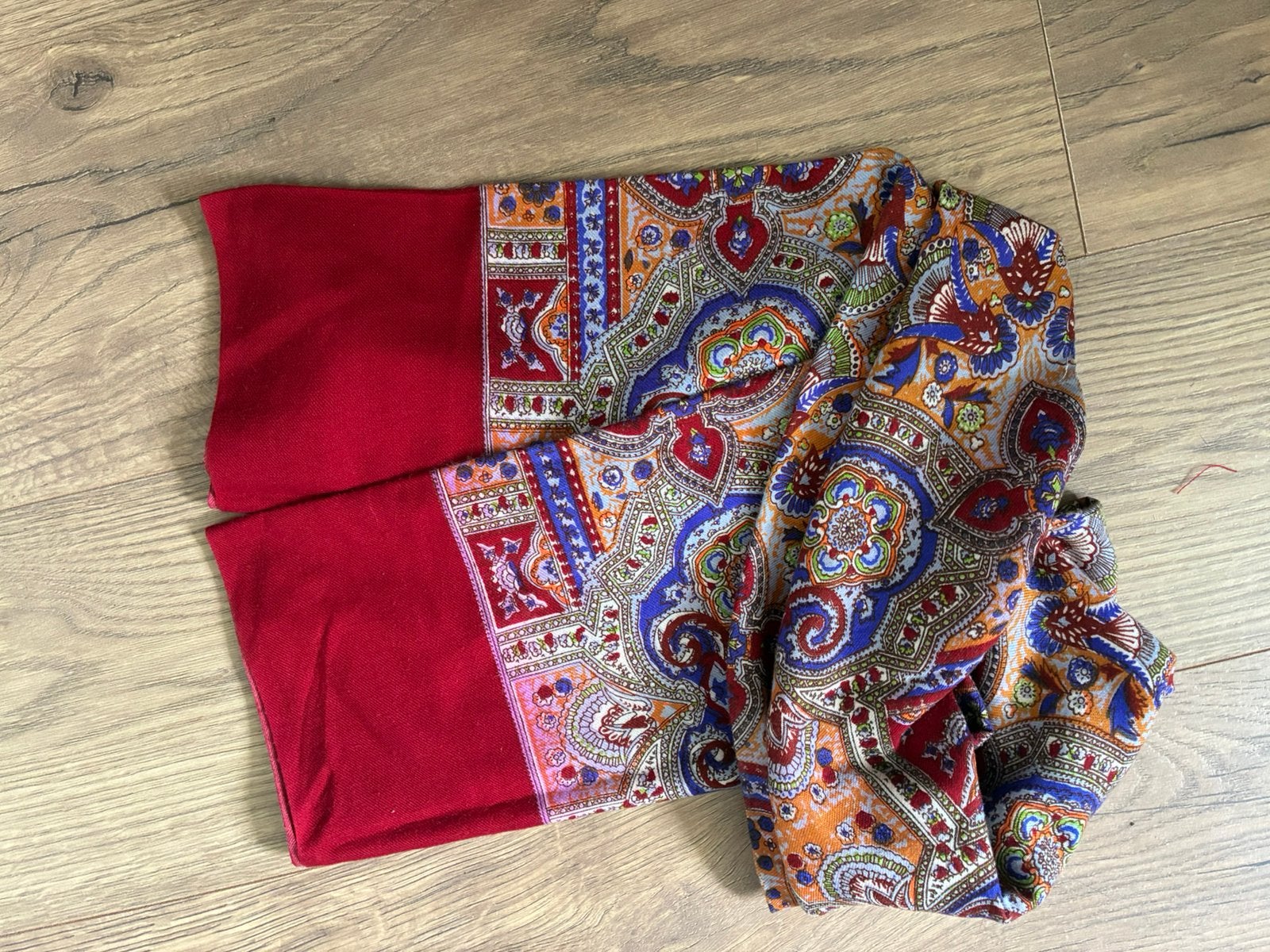OILILY rode sjaal met Paisley motueven, Ophalen of Verzenden, Zo goed als nieuw, Maat 46/48 (XL) of groter, Sjaal
