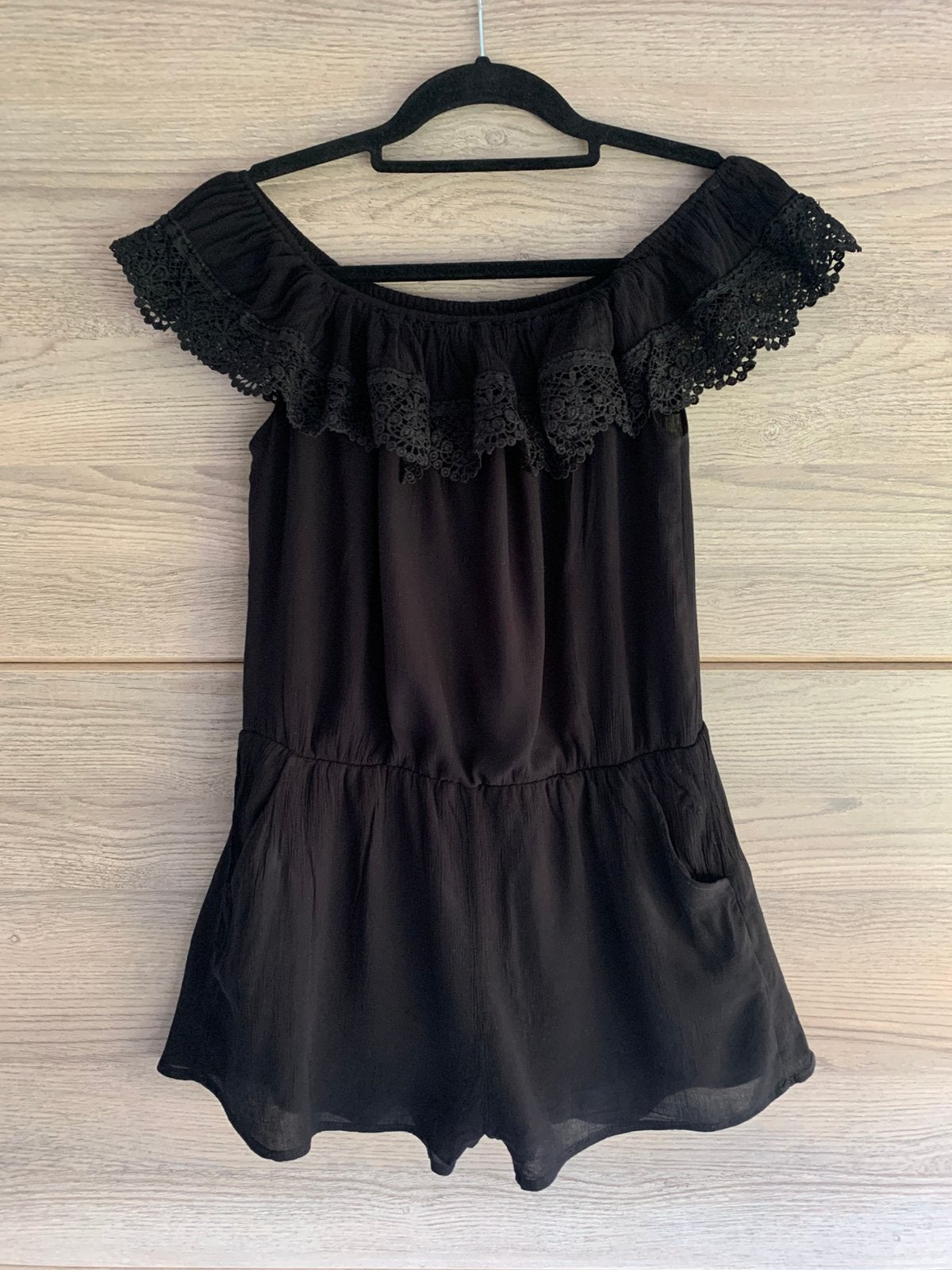 Ivivi zwart jumpsuit ook off the sholder maat s., Kleding | Dames, Ophalen of Verzenden, Zo goed als nieuw, Zwart