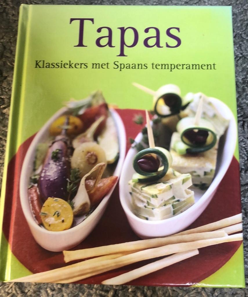 boek tapas, Boeken, Ophalen of Verzenden, Gelezen