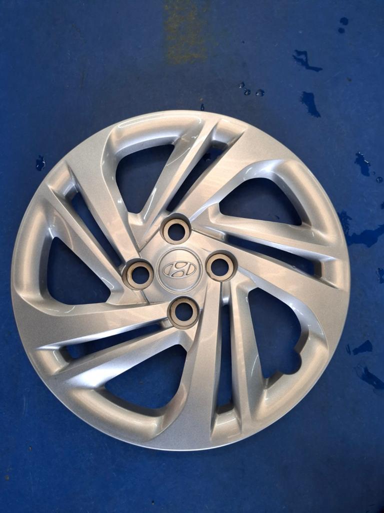 hyundai 14 inch wieldop, Auto diversen, Wieldoppen, Ophalen of Verzenden, Zo goed als nieuw