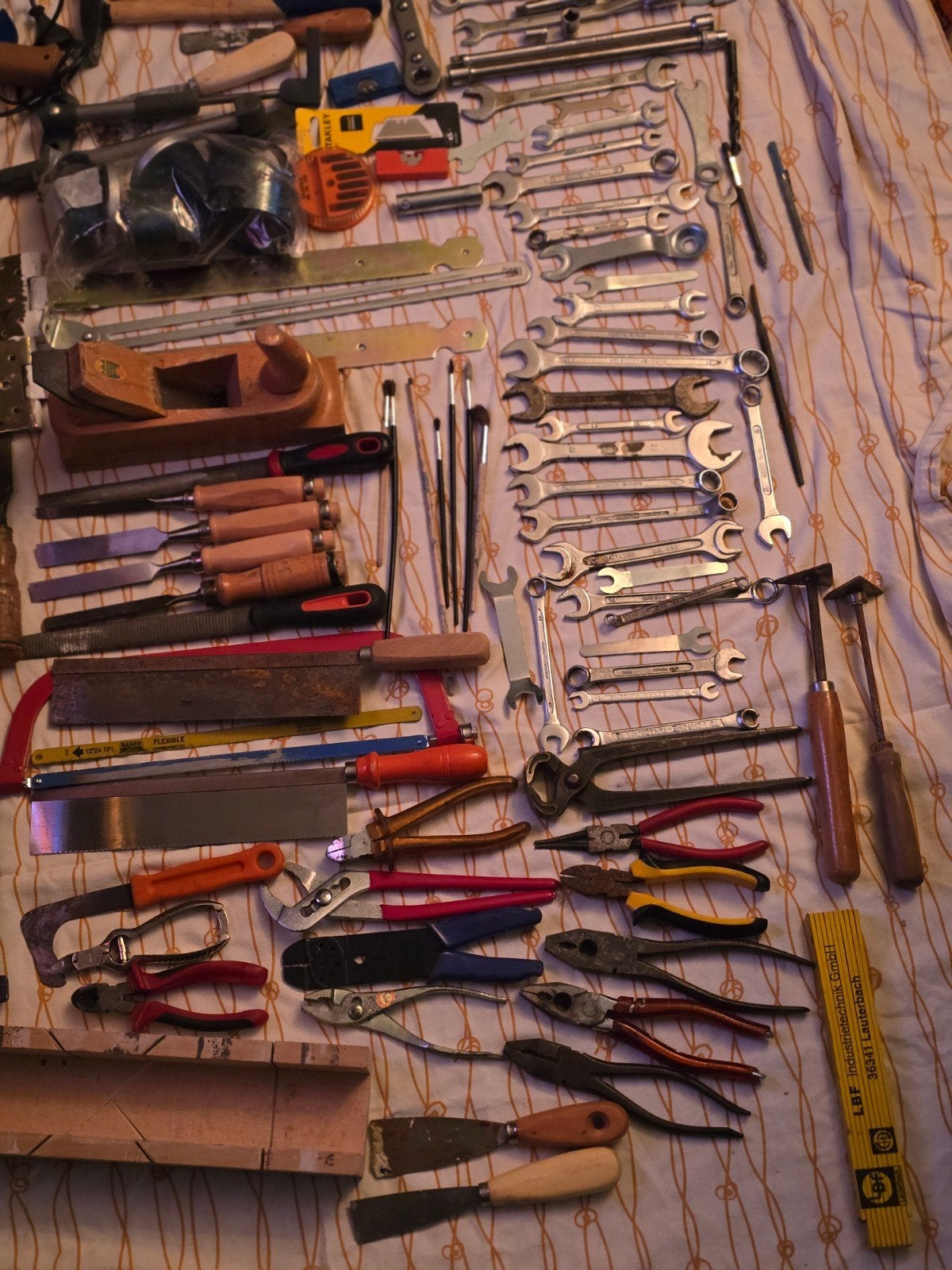 Diverse soorten handgereedschap, in één keer over te nemen., Doe-het-zelf en Verbouw, Gereedschap | Handgereedschap, Ophalen