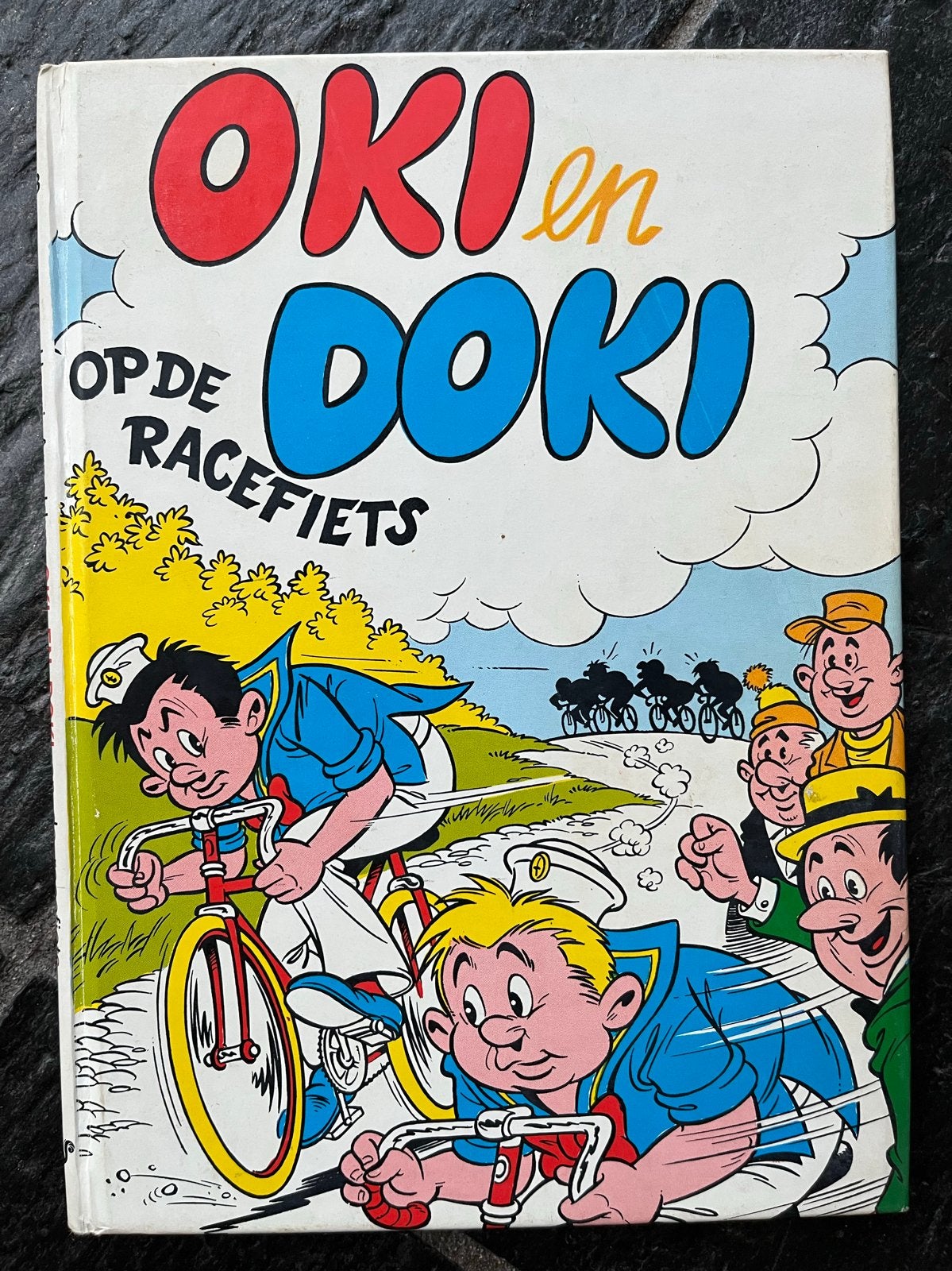 Oki en Doki op de racefiets - Oki en Doki 2 boeken, Ophalen of Verzenden, Gelezen, Fictie algemeen