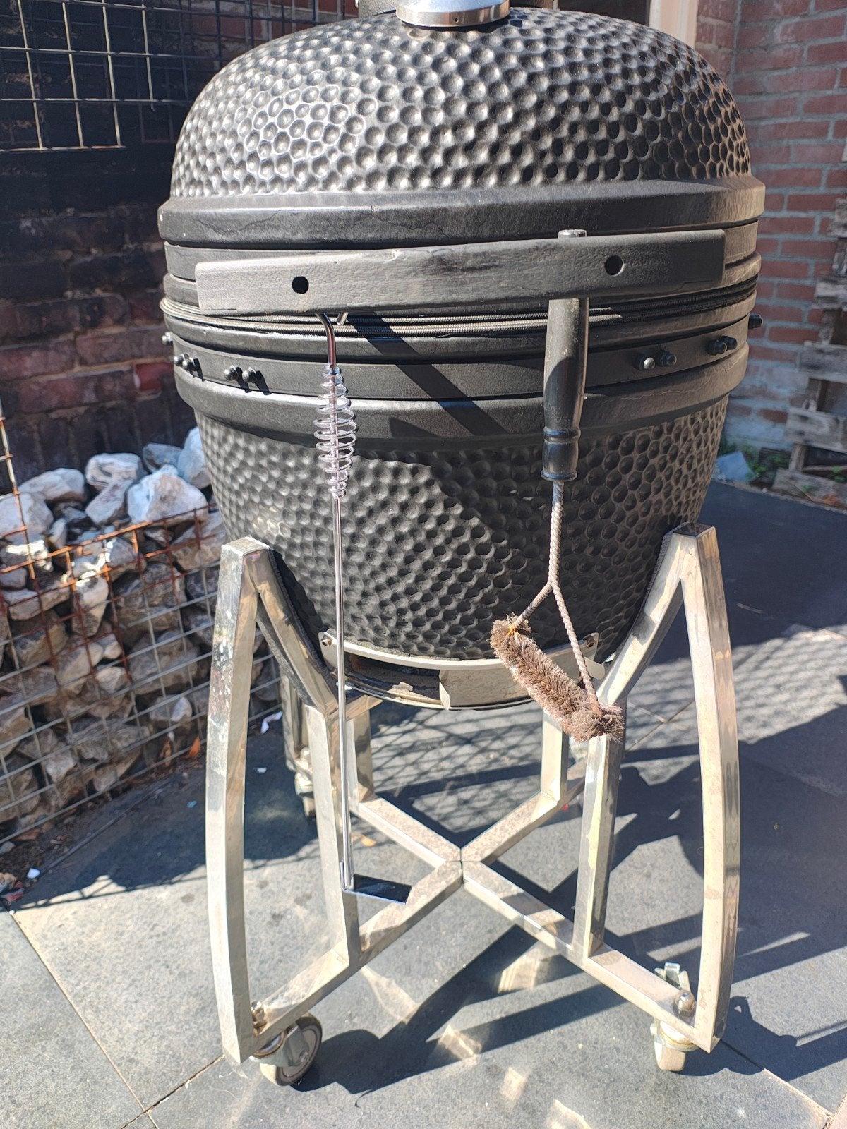 urban chef kamado bbq 20 inch met 44 cm rooster, Tuin en Terras, Houtskoolbarbecues, Ophalen