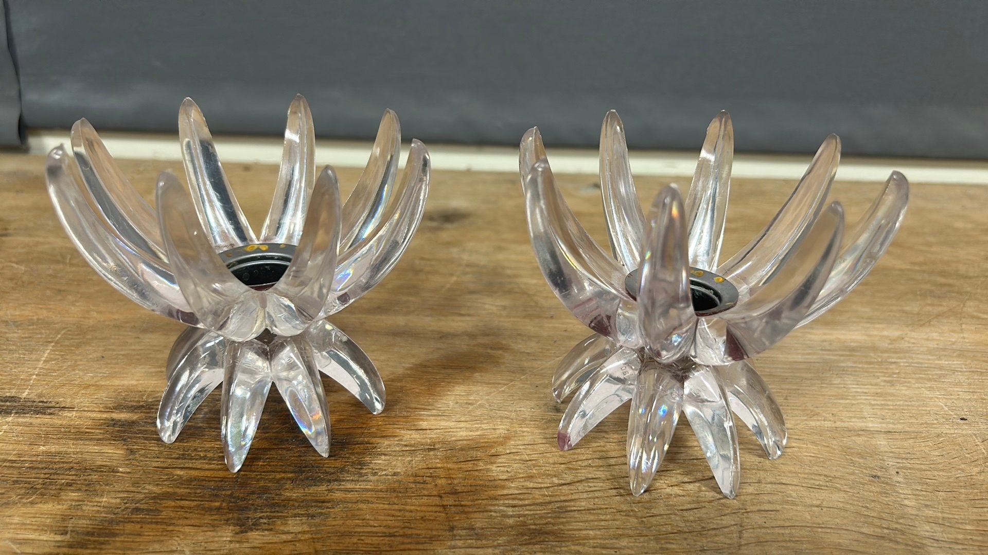 Lotusbloem kaarshouder. Friedel Gesch 1960., 9 cm, Kunststof, Gebruikt, Overige merken