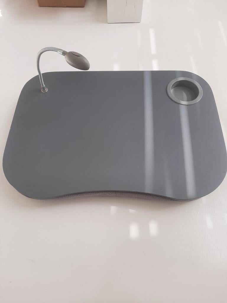 Grijs schootdienblad / laptopkussen lampje & bekerhouder, Ophalen of Verzenden
