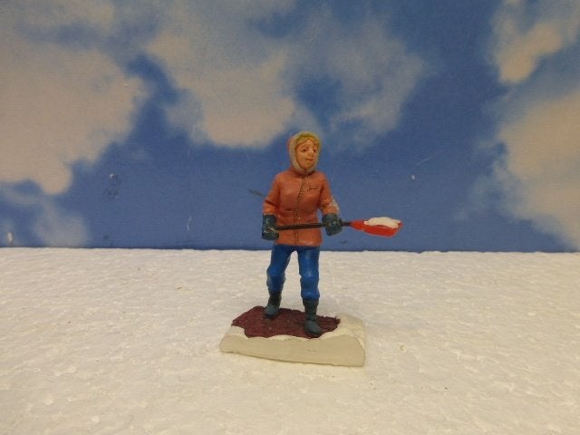 lemax clearing a path kerstdorp poppetje figurine beeldje, Ophalen of Verzenden, Zo goed als nieuw