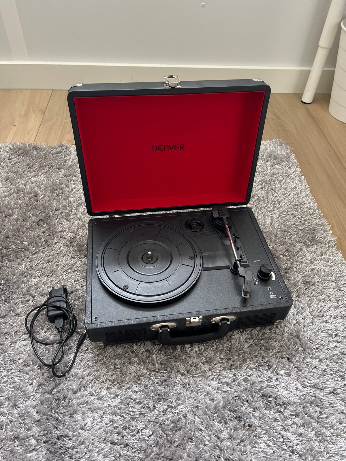 Denver VPL-120 Platenspeler met USB en ingebouwde speakers, Overige merken, Ophalen of Verzenden, Zo goed als nieuw, USB-aansluiting