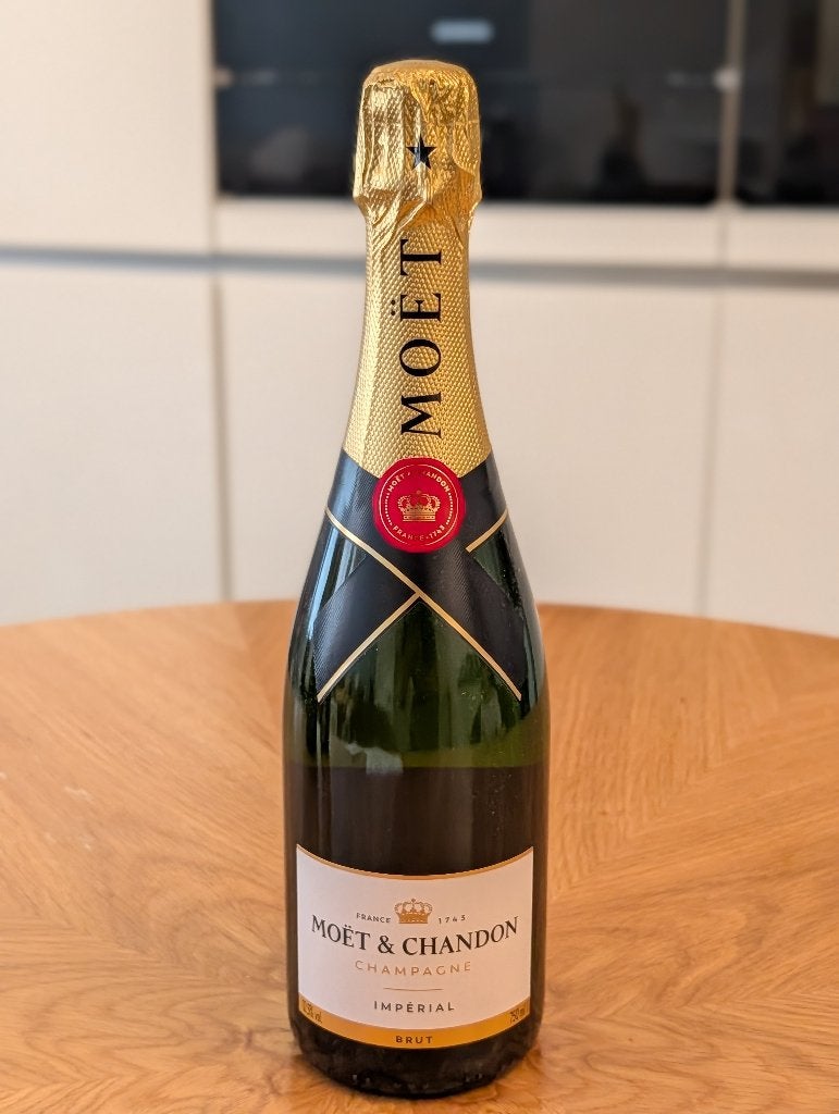 Moët & Chandon Impérial Brut 750 ml l Champagne  | €35, Verzamelen, Wijnen, Ophalen, Nieuw, Frankrijk, Champagne