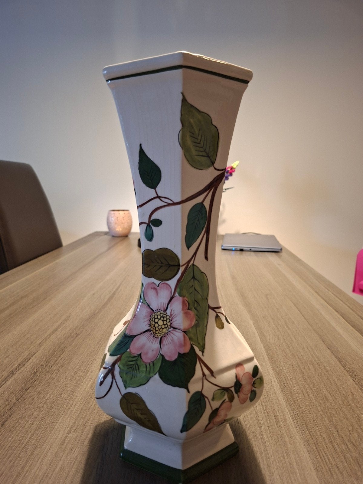 Vintage Italiaanse vaas met bloemmotief, Ophalen of Verzenden