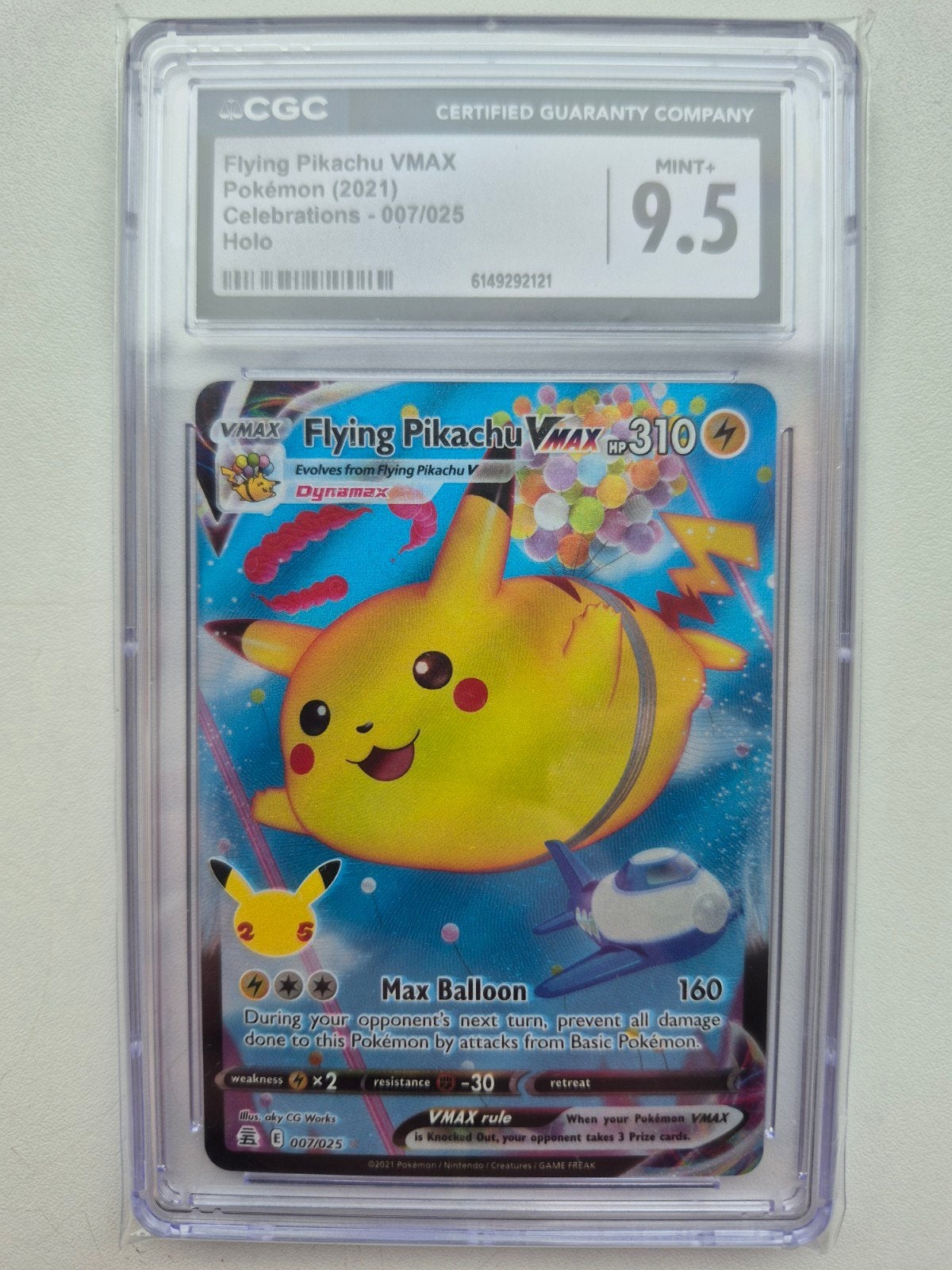 Pokemon Pikachu VMAX CGC 9.5 Celebrations, Ophalen of Verzenden, Zo goed als nieuw, Losse kaart, Foil