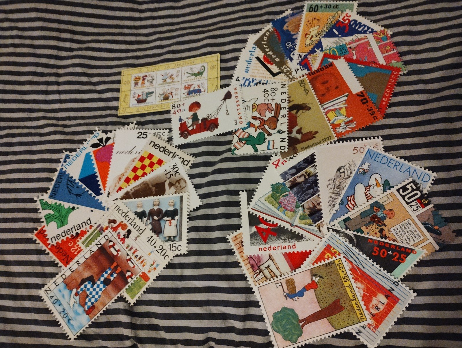 43  Kinderpostzegel Bedankkaarten C1967 t/m 2000 en meer., Postzegels en Munten, Postzegels | Nederland, Ophalen of Verzenden