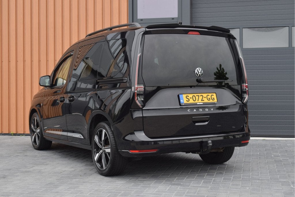 Volkswagen Caddy 1.5 TSI DSG Move Pano | Trekhaak | Camera |, Auto's, Volkswagen, Stof, 4 cilinders, 116 pk, Zwart