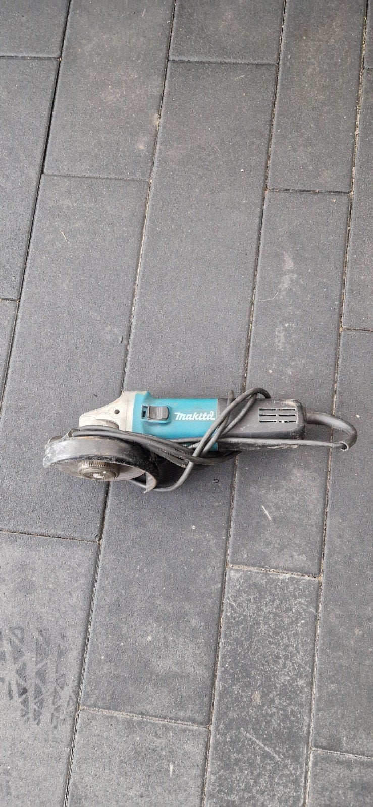 Makita haakse slijptol 125mm 840W met snelkoppeling, Ophalen of Verzenden, Gebruikt, 700 tot 1000 watt, Haakse handslijpmachine