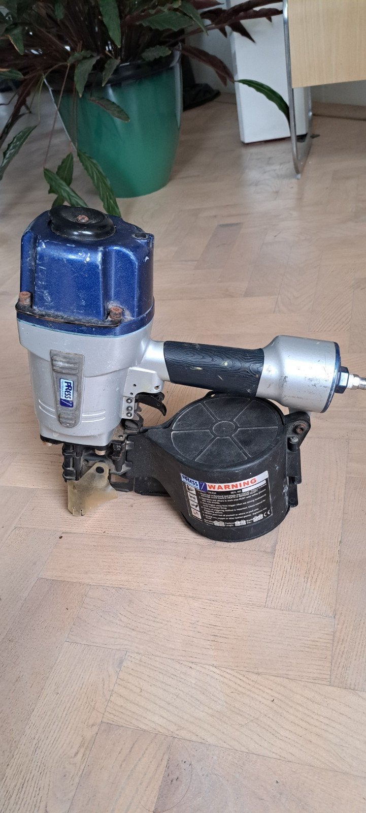 Gebruikte Press rolnagel tacker, Ophalen, Gebruikt