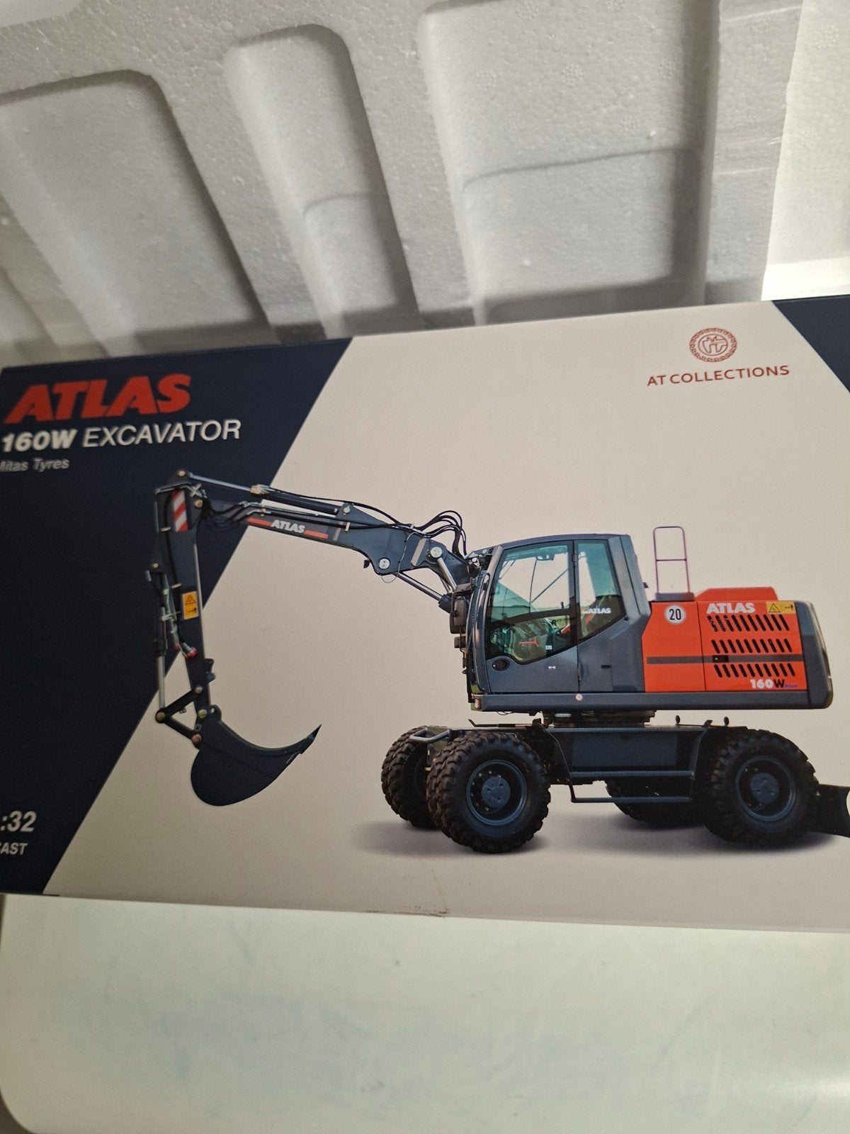 AT collections, Ophalen of Verzenden, Nieuw, Tractor of Landbouw, Overige merken