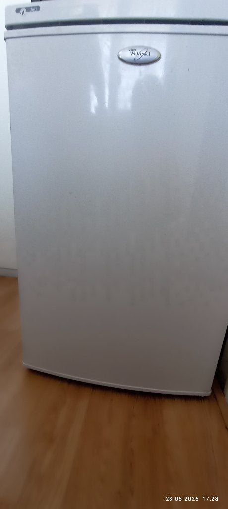 Whirlpool koelkast, Gebruikt, 100 tot 150 liter, Energieklasse A of zuiniger, 45 tot 60 cm