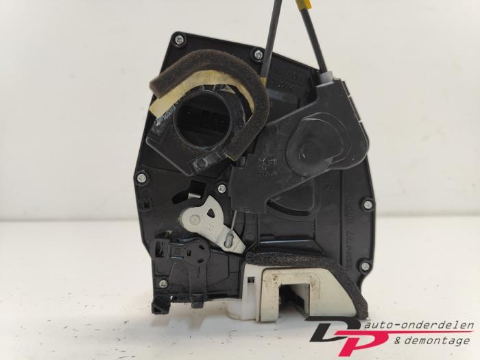 Deurslot Mechaniek 4Deurs rechts-achter van een Suzuki Swift, Auto-onderdelen, Gebruikt, -, -, Ophalen of Verzenden