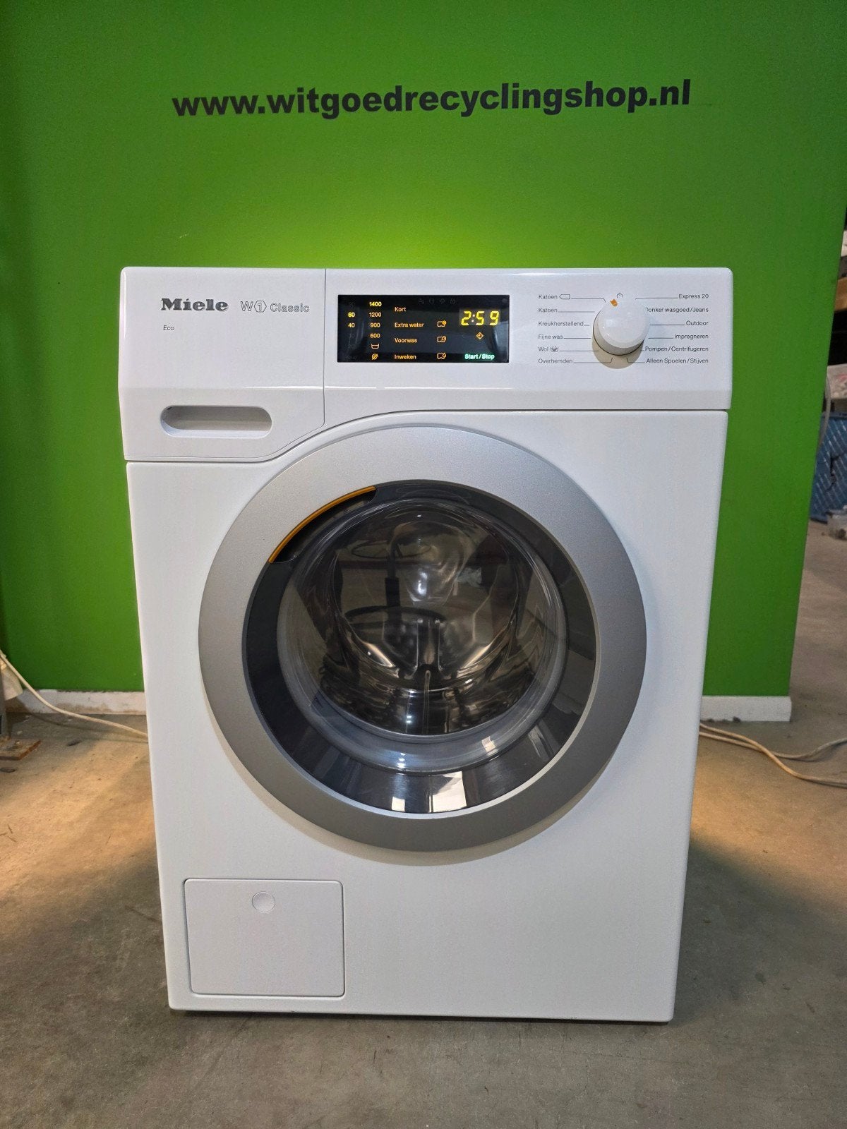 Refurbished Miele W1 Classic WDB030 WPS 8kg 1400rpm, 1200 tot 1600 toeren, Info@miele.com, 8 tot 10 kg, Refurbished