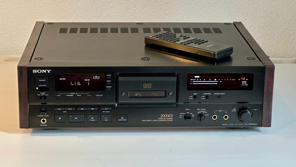 Sony DTC-2000ES digital audio recorder, Ophalen, Enkel, Sony