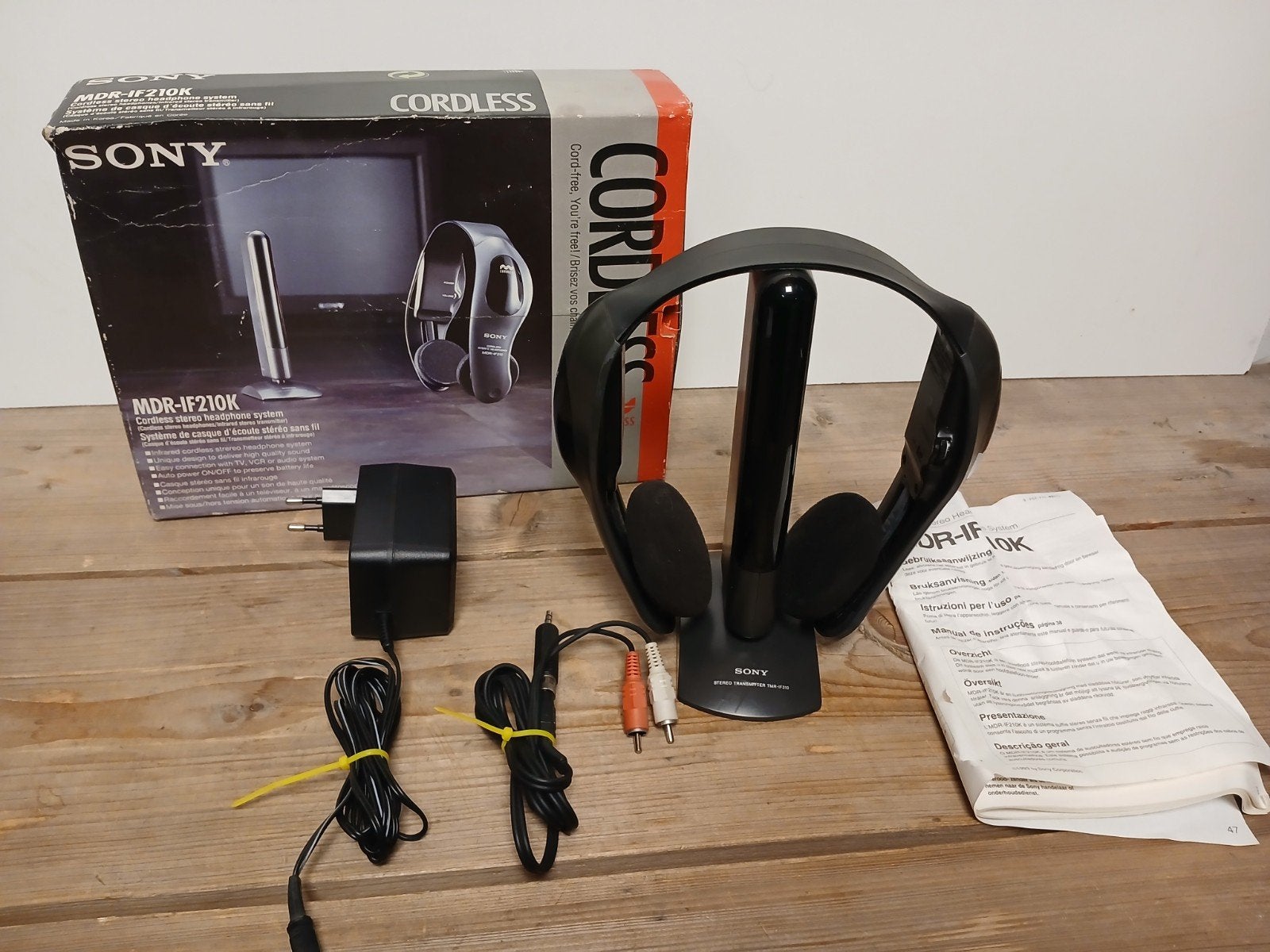sony mdr if210k draadloze hoofdtelefoon voor onderdelen, Ophalen of Verzenden, Sony