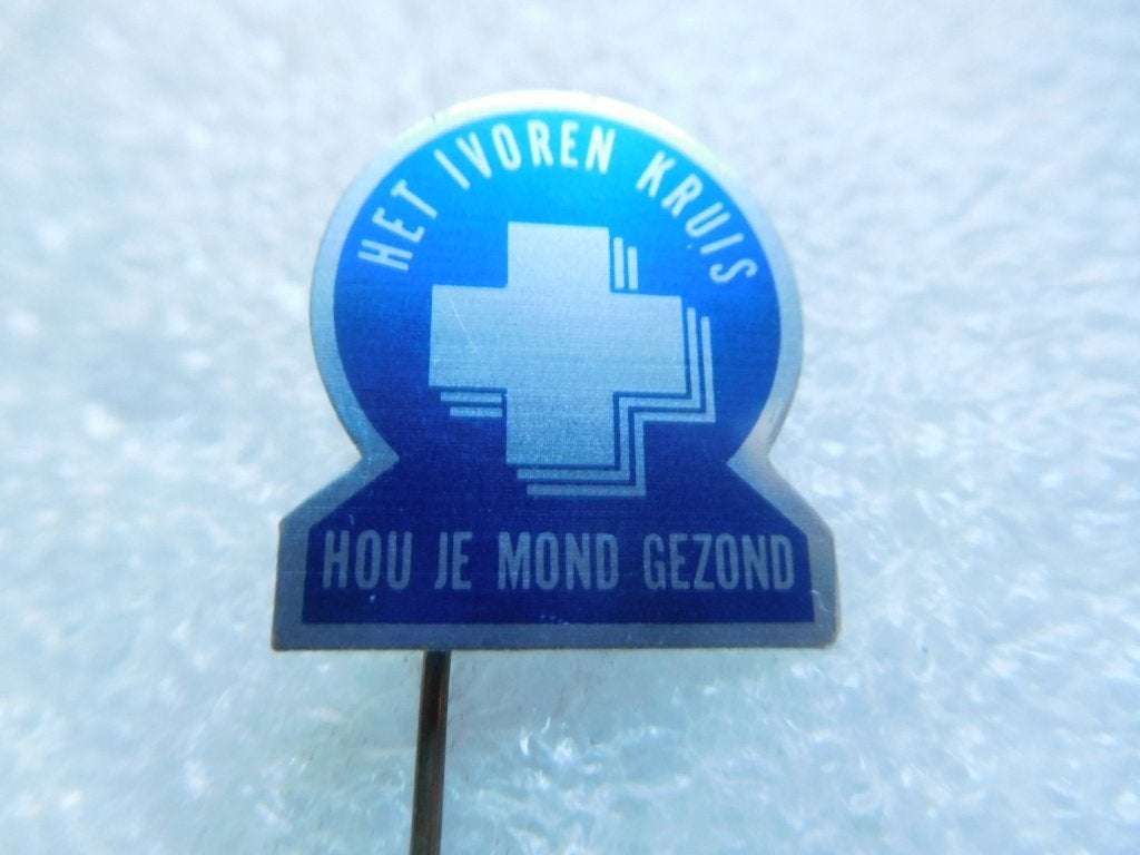 speldje Het ivoren kruis  Hou je mond gezond, Verzenden, Zo goed als nieuw, Overige onderwerpen
