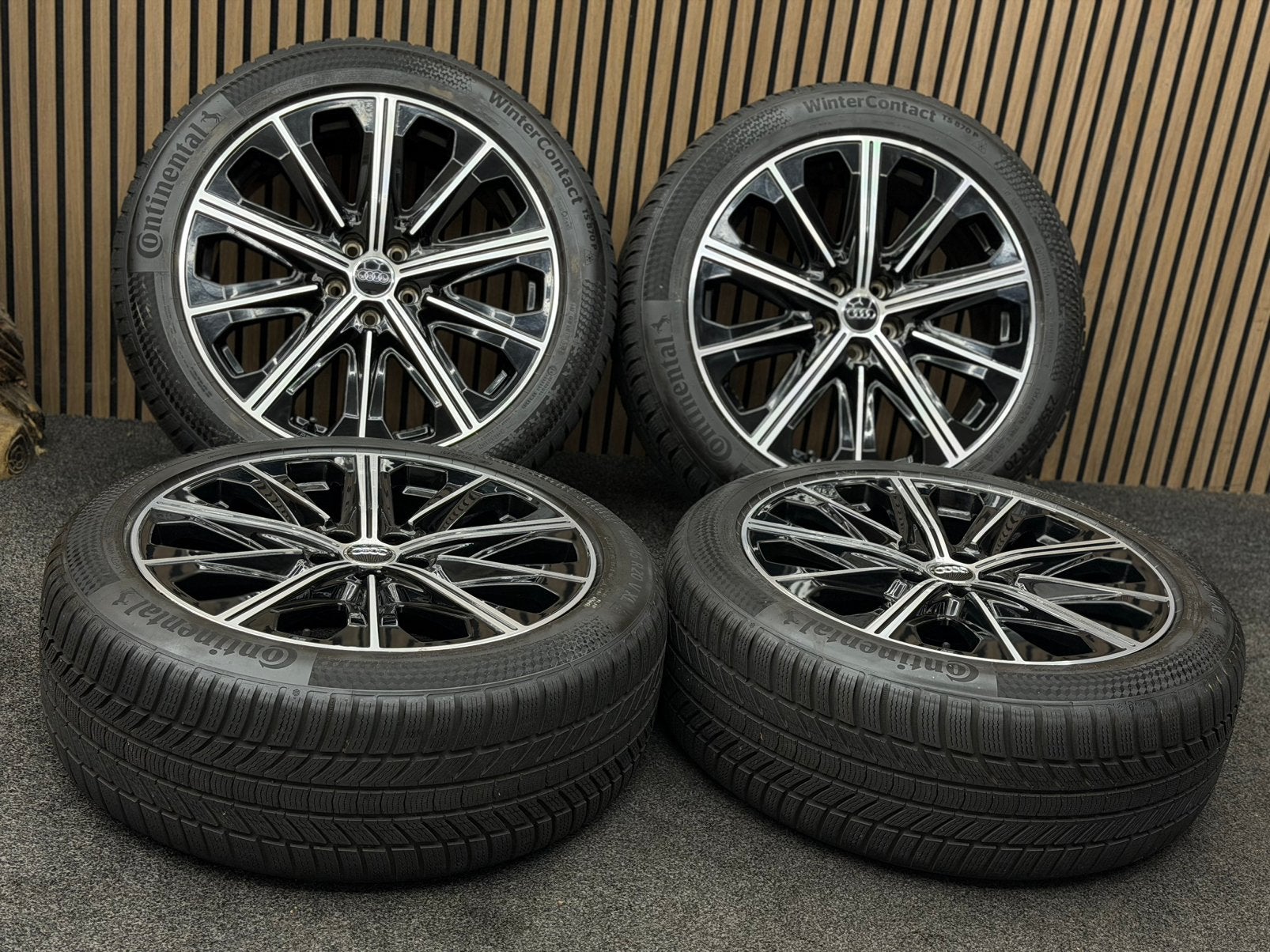 WINTER! Originele 20 inch Audi Q4 e-tron 5x112 Continental, Ophalen, ., Banden en Velgen, Winterbanden