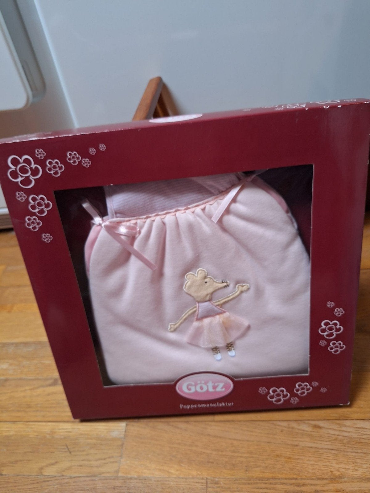 Götz Poppenkleding – Roze Pakje met Ballerina-muis  – Nieuw, Ophalen of Verzenden, Nieuw, Kleertjes