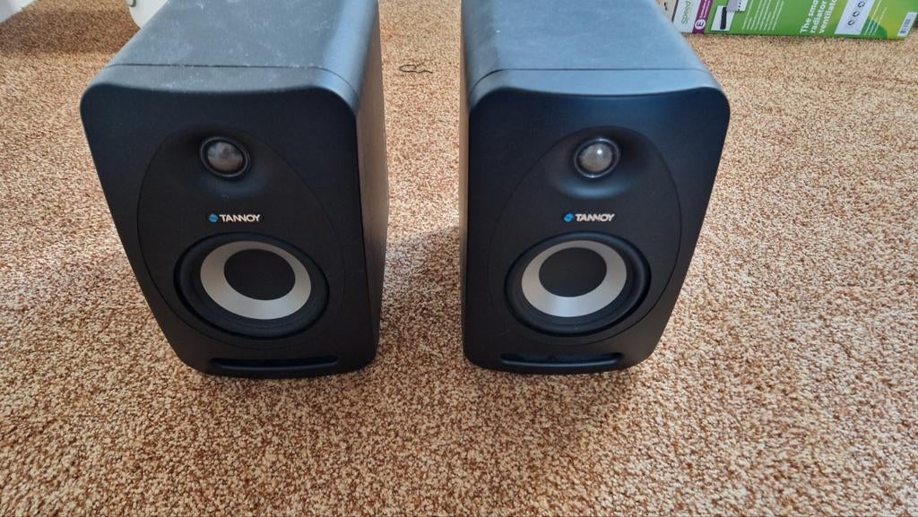 Tannoy Reveal 402, Ophalen