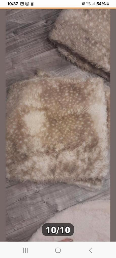 Zachte Faux Fur Kussenset - Beige met stippen, Vierkant, Ophalen of Verzenden, Zo goed als nieuw, Crème
