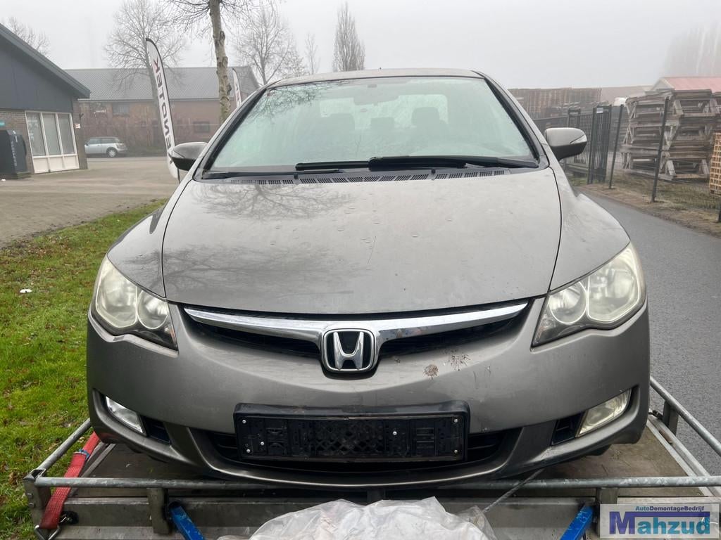 HONDA CIVIC 1.3 IMA Hybrid Grijs demontage sloop onderdelen, Gebruikt, Info@honda.co.jp, Ophalen of Verzenden, Minami-Aoyama 2-chome 1-1
107-8556  Tokyo