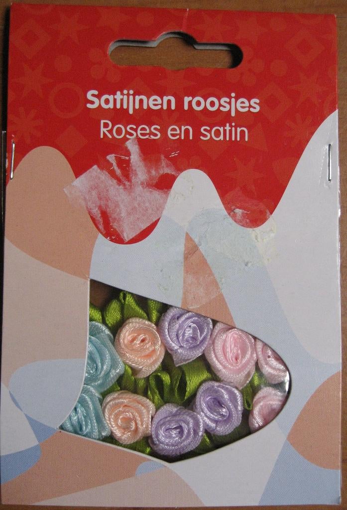 Satijnen roosjes., Ophalen of Verzenden, Nieuw, Versiering of Embellishment, Overige merken