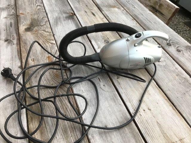 mini stofzuiger 230 volt stofzuigertje camper, Ophalen of Verzenden, Gebruikt
