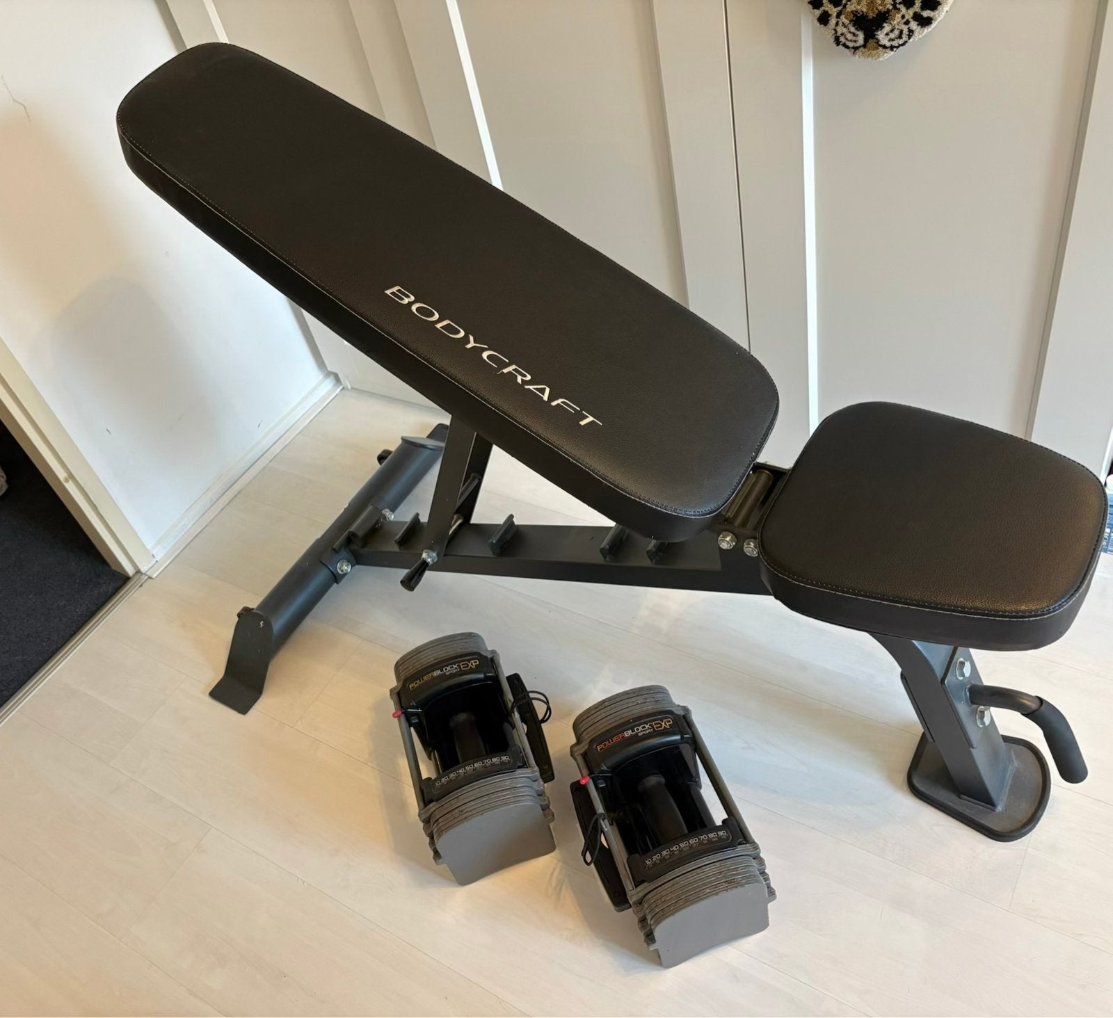 Powerblock verstelbare halters met sportbank, Sport en Fitness, Fitnessmaterialen, Ophalen, Gebruikt