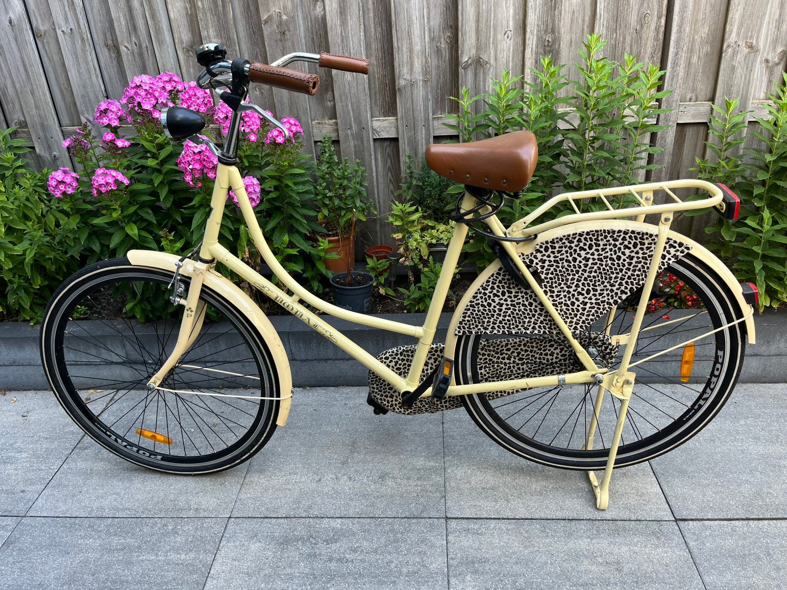 Prima POPAL dames ( omafiets), 28”,terutraprem, 58 cm frame,, 56 cm of meer, Ophalen, Zo goed als nieuw, Handrem