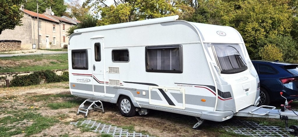 Caravan LMC Munsterland 470E Musica, Tot en met 2, Treinzit, Particulier, 6 tot 7 meter