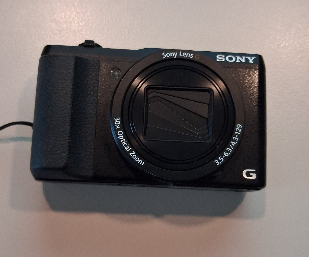 Sony Cyber-shot met 30x Optische Zoom DSC-HX60V, Ingebouwde flitser, Ophalen of Verzenden, Zo goed als nieuw, Compactcamera